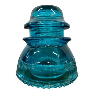Vintage Aqua or Teal Glass Hemingray Insulator For Sale