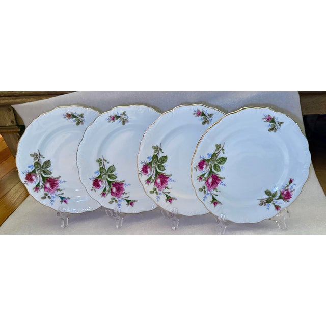 Japanese Mid 40th Century Royal Sealy “Pompadour Rose” Plates – 7½” - Set of 10 For Sale - Image 3 of 10