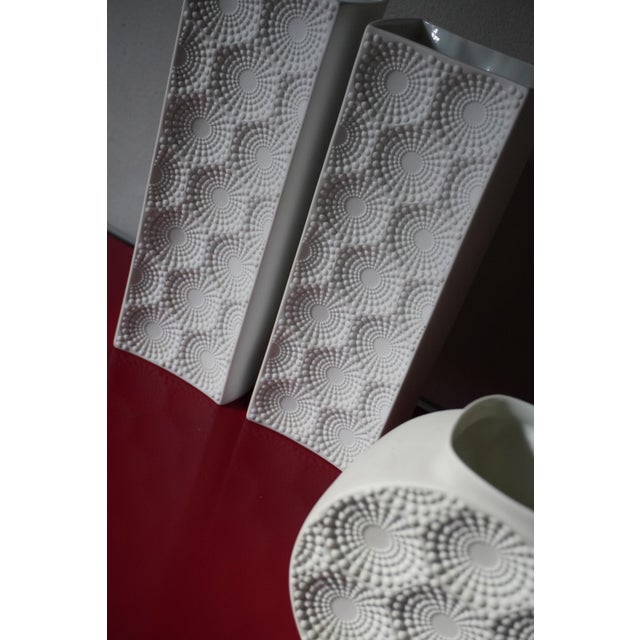 Vintage German Vases in Biscuit Porcelain from AK Kaiser, 1960s, Set of 3 For Sale - Image 4 of 11