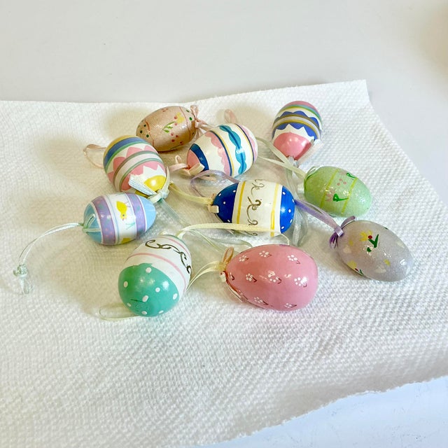 1970s Vintage Boho Chic Arts & Crafts Wooden Painted Easter Eggs - Set of 10 For Sale - Image 4 of 10