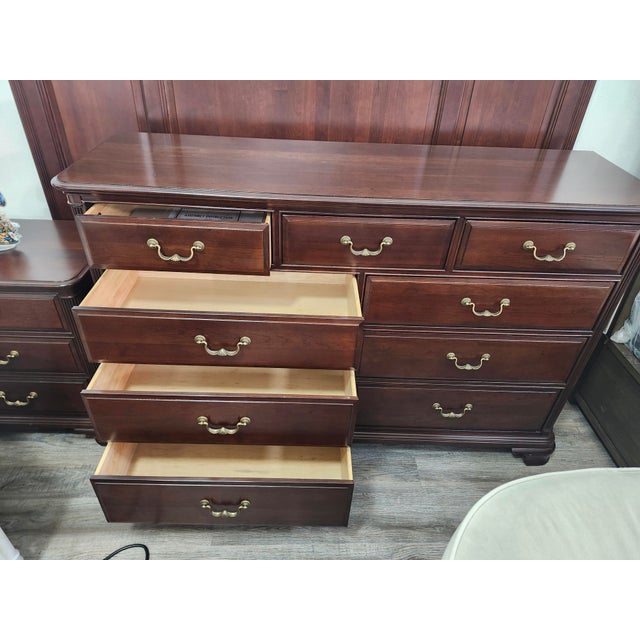 Brown Kincaid Furniture - Hadleigh Drawer Dresser - 607-130 For Sale - Image 8 of 8