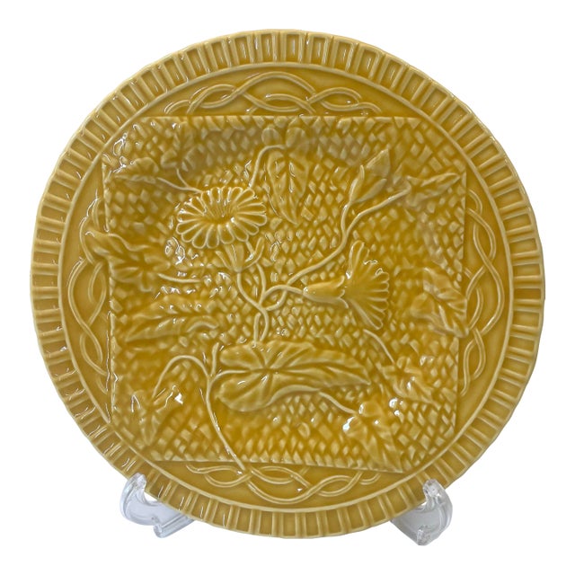 Vintage Bordallo Pinheiro Yellow Floral Design Plate For Sale