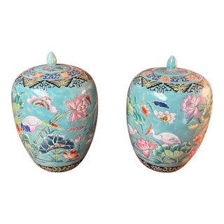 Set of Two Late 19th/Early 20th Century Chinese Hand Painted Porcelain Ginger Jars in Aqua For Sale