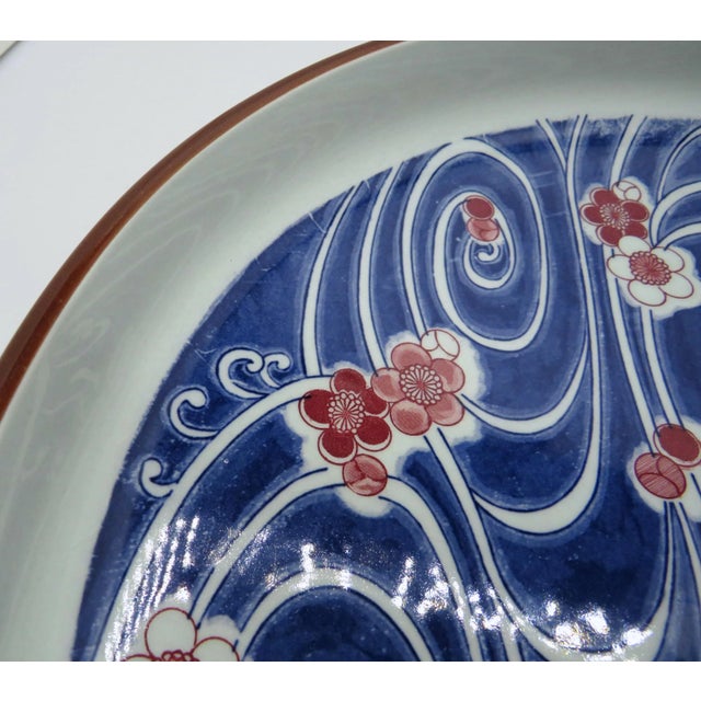 Mid 20th Century Large Chinese Shallow Serving Bowl For Sale - Image 5 of 8