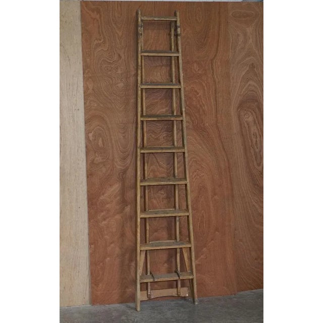 We are delighted to offer this lovely original antique "The Patient Safety Ladder Company" decorator's ladder. A good...