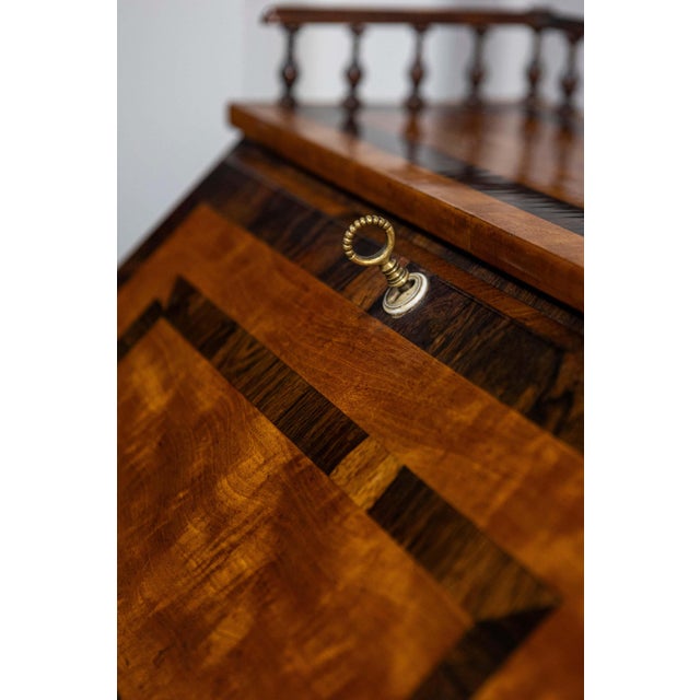 Italian 19th Century Walnut and Mahogany Writing Table with Slant Front Desk For Sale In Atlanta - Image 6 of 14