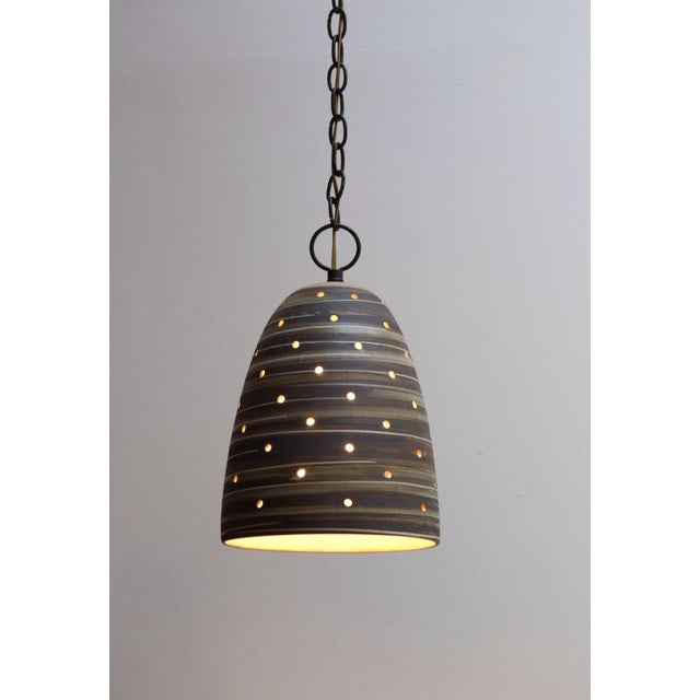 1960s Vintage Matte Stoneware "Beehive" Pendant Lamp by Jane and Gordon Martz For Sale - Image 5 of 12