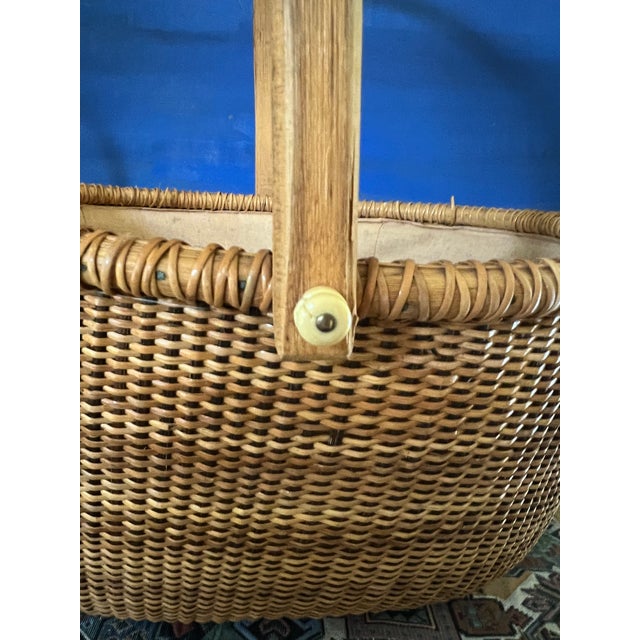 1990s Nantucket Baskets - Charming Set of 2 For Sale - Image 5 of 12