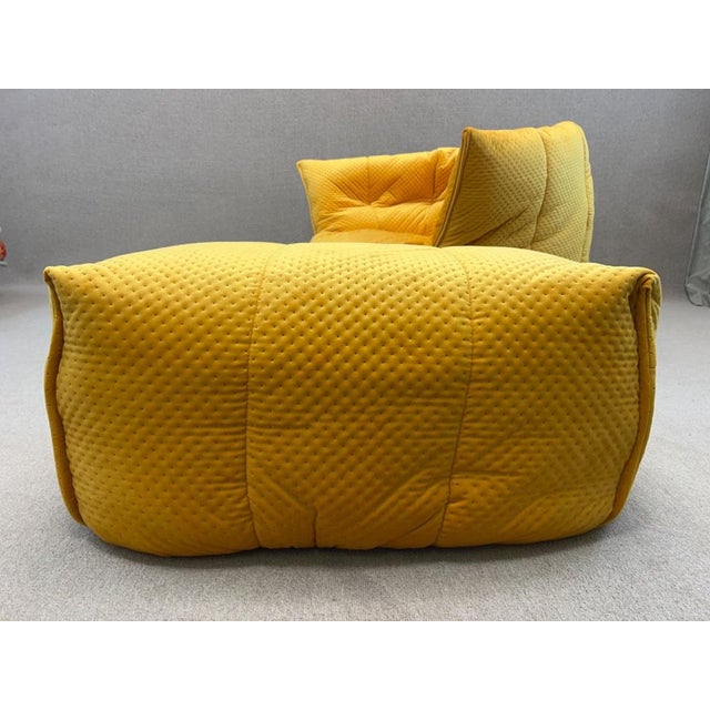 Set of Vintage Armchair and Ottoman in Yellow Brigantin from Ligne Roset For Sale - Image 11 of 18