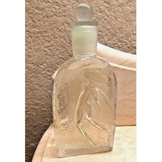 Glass 1990s Rochas Design House Vintage Crystal Bottle F'leur D' Eau Ice Cube Woman France Large Size 3.4oz For Sale - Image 7 of 9