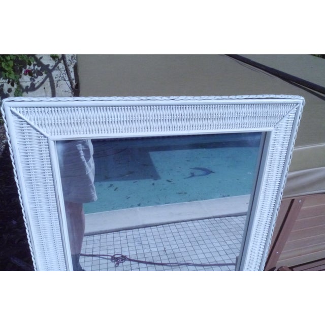 Late 20th Century Large White Lexington Wicker Wall Mirror Usa Made For Sale In Orlando - Image 6 of 12