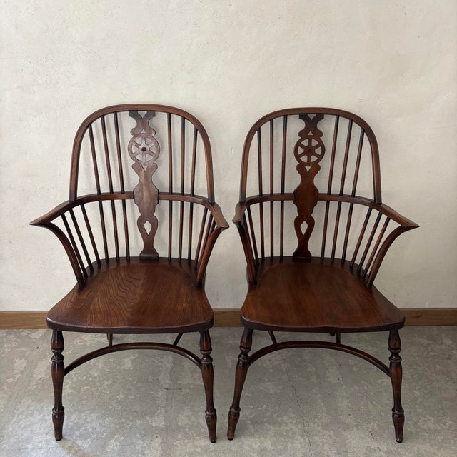 Windsor Armchairs in Elm, Set of 2 For Sale - Image 6 of 6