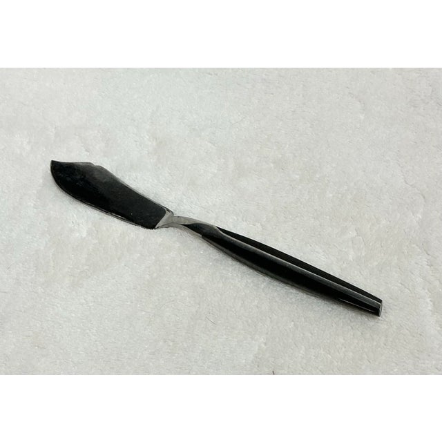 1960s Vintage Eldan Ebosi Stainless Steel Flatware 20 Piece Set Black Handle Danish Modern, Circa 60’s For Sale - Image 5 of 12