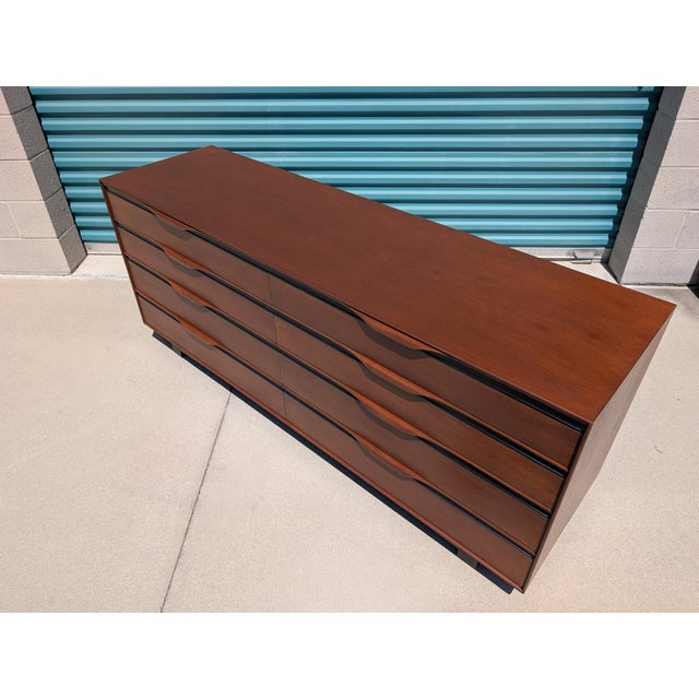 1960s Mid Century Modern Walnut Dresser by John Kapel for Glenn of California, C1960s For Sale - Image 5 of 18