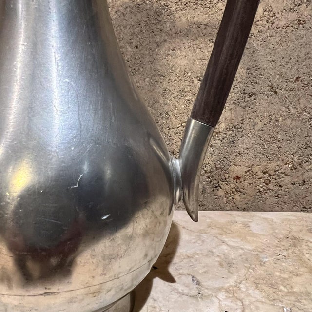 KMD Royal Holland Daalderop 1950s Royal Holland Sculptural Pewter Carafe Coffee Pot Kmd For Sale - Image 4 of 9