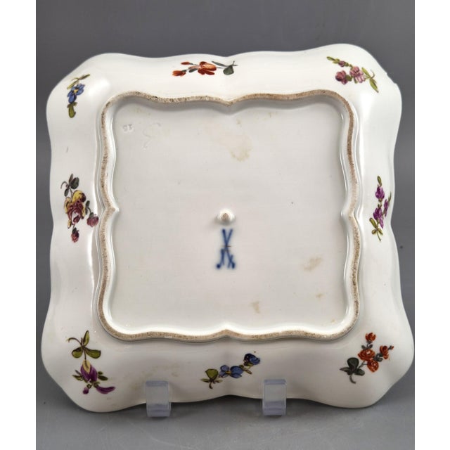 Porcelain Square Dish with Watteau Scenes and Black Ground from Meissen, 1850 For Sale - Image 8 of 13