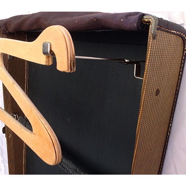 1940s Men's Suit Luggage For Sale - Image 5 of 6