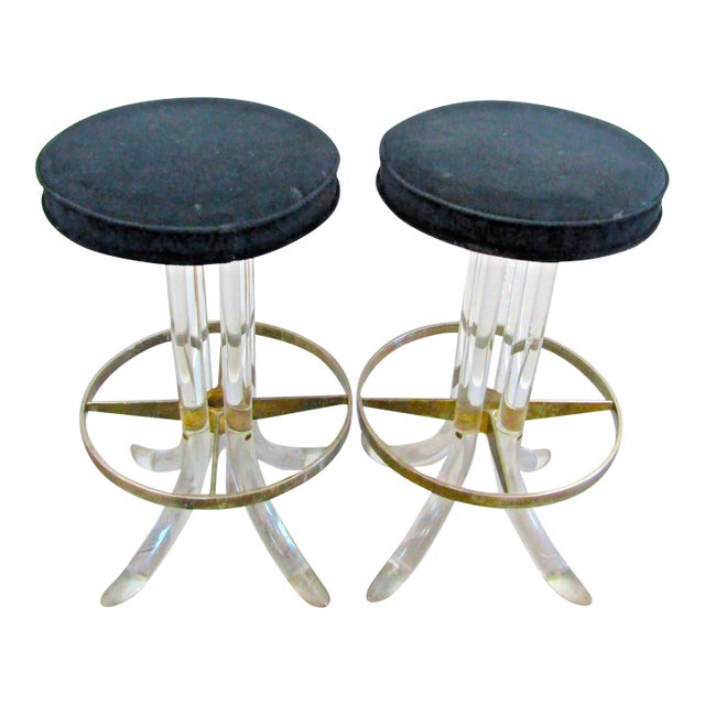 Pair of Hollywood Regency Lucite and Chrome Swivel Stools by Hill Manufacturing For Sale