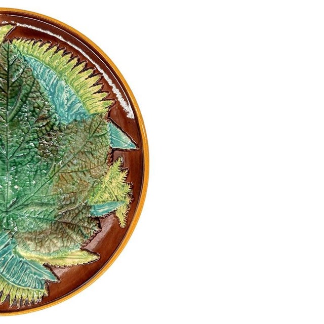 Victorian George Jones Majolica Maple Leaf and Ferns Plate on a Brown Ground, Ca. 1870 For Sale - Image 3 of 7