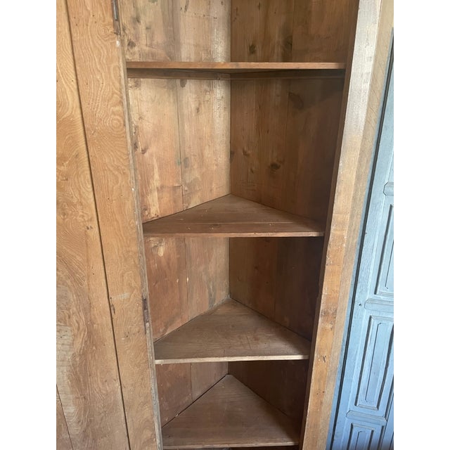French Corner Cupboard in Walnut and Oak, 19th Century For Sale - Image 3 of 18