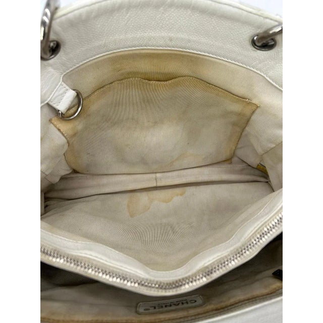 Chanel Quilted White Caviar Grand Shopper Tote For Sale In Philadelphia - Image 6 of 12
