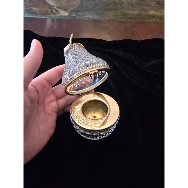 Vintage Mid Century Baccarat Style Pear Jewel Box For Sale In New York - Image 6 of 7