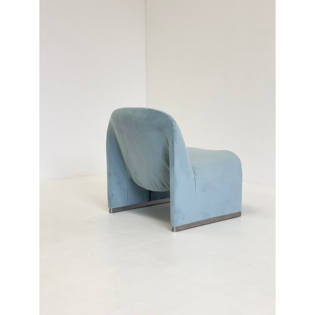 Vintage Alky Chair in Baby Blue Velvet by Anonima Castelli for Artifort, 1970s For Sale - Image 11 of 15