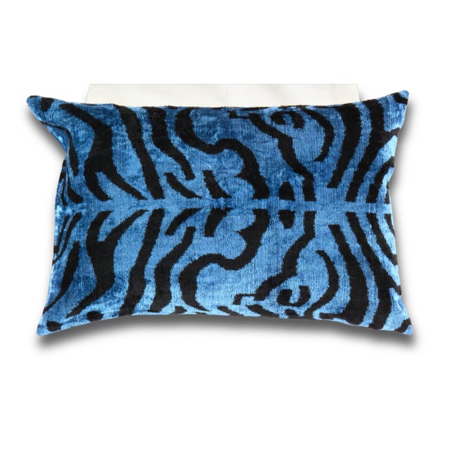 Contemporary Silk Velvet Ikat Pillow For Sale - Image 4 of 4