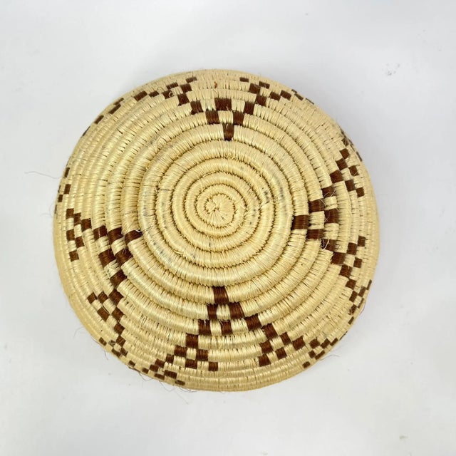 Early 20th Century Zulu Basket South Africa 7inch MATTER COLLECTION For Sale - Image 4 of 6