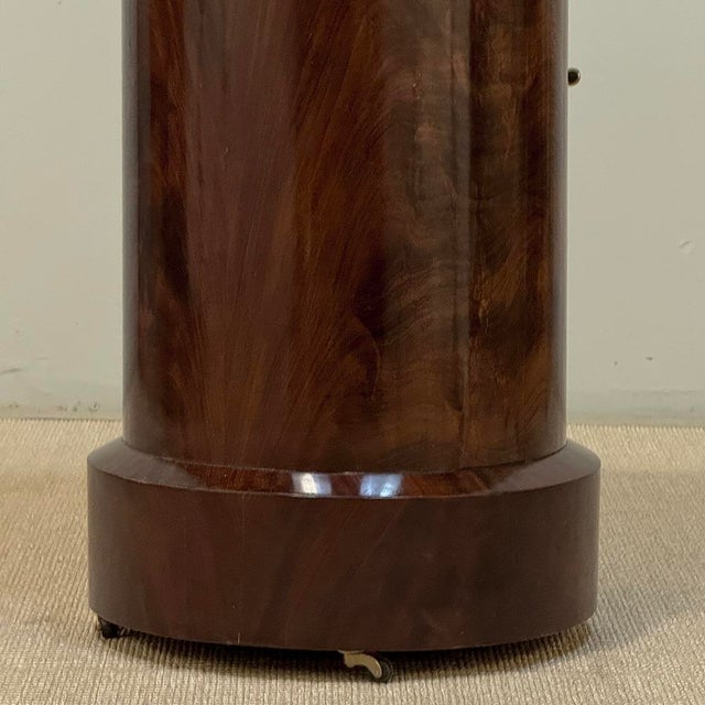 Early 19th Century French Empire to Louis Philippe Mahogany Marble Top Cabinet ~ Pedestal For Sale - Image 16 of 18