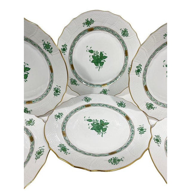 6 Herend "Chinese Bouquet Apponyi Green" Dinner Plates, 1980s 6 Dinner plates with a basket weave rim that curves more...