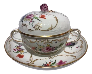 Mid-19th Century Golden Porcelain Covered Cup from Meissen, Set of 3