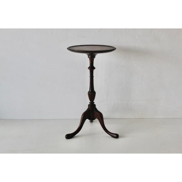 Vintage Georgian Style Mahogany Turned Pedestal Tripod Side Table For Sale - Image 13 of 17
