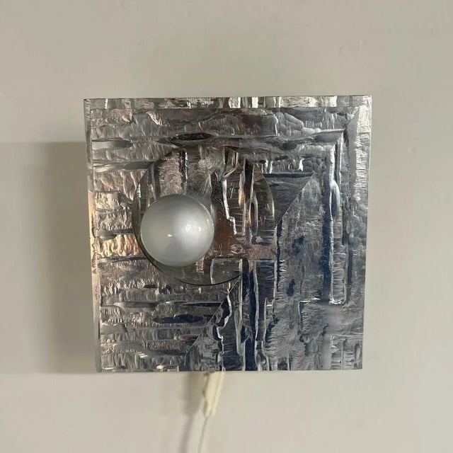 1970s Wall Lamp in Formed Aluminum, 1970s For Sale - Image 5 of 13