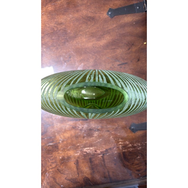 Add a striking pop of retro charm to your space with this authentic 1970s art glass vase. Featuring a vibrant avocado...
