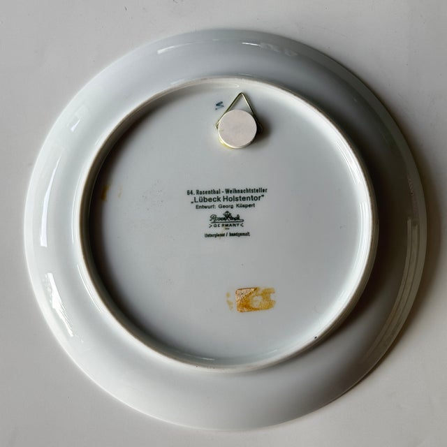 Rosenthal Christmas plate - 1973 Design by Georg Küspert Diameter: approx. 22 cm Würzburg/Marienburg Underglaze hand-...