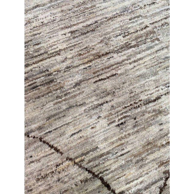 1990s 1990s Handwoven Moroccan Style Area Rug 9x13 For Sale - Image 5 of 9