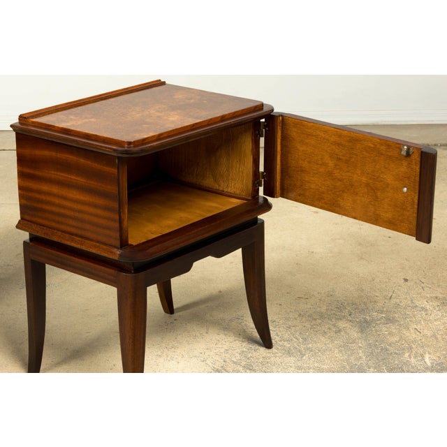 Pair of French Art Deco Mahogany and Burl Wood Nightstands, 1930s For Sale - Image 13 of 17