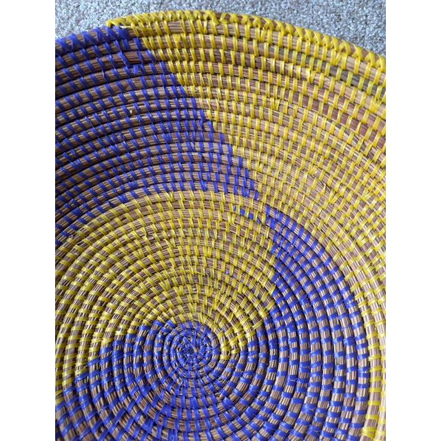 African African Coiled Straw Basket For Sale - Image 3 of 3