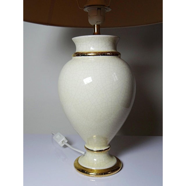 Crackle-Glazed Ivory and Gold Earthenware Lamp attributed to Le Dauphin, 1980s-1990s For Sale - Image 6 of 14