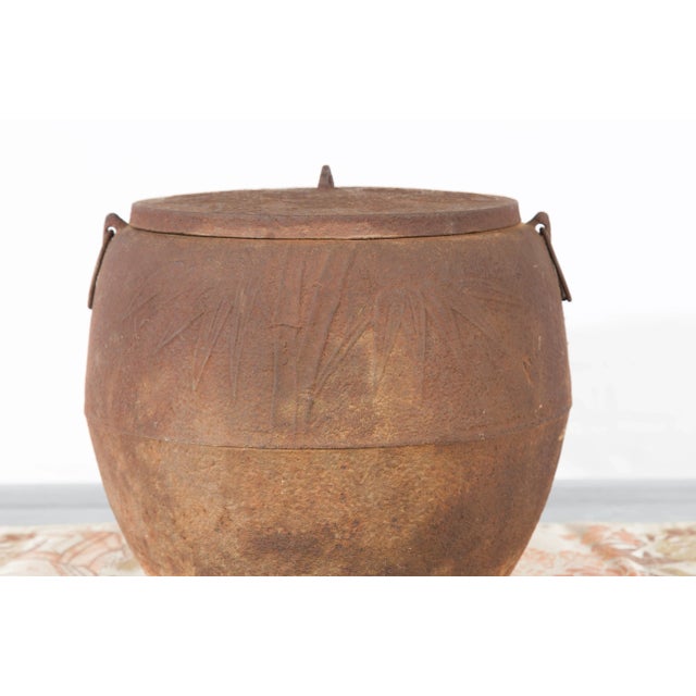 Japanese Meiji Period 1900s Distressed Iron Cooking Pot with Foliage Motifs For Sale In New York - Image 6 of 12