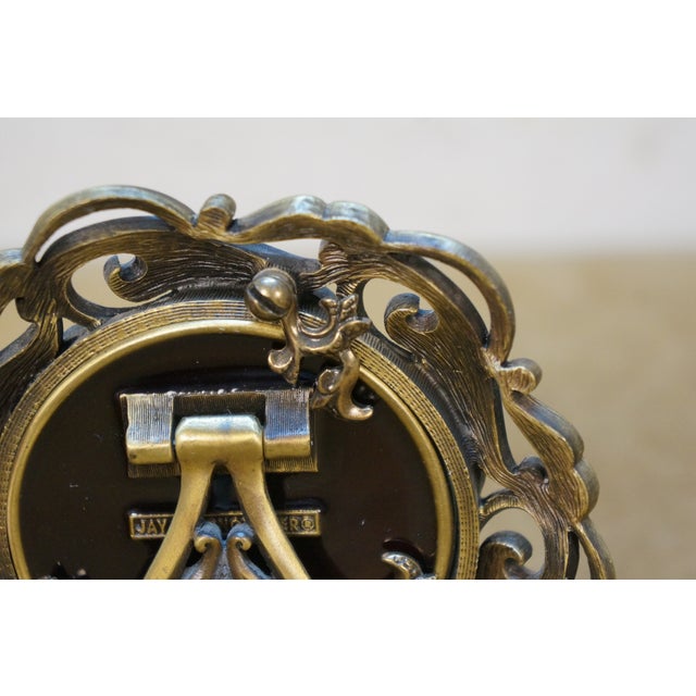 Late 20th Century Jay Strongwater Carmela Round Paisley Swarovski Crystal Picture Photo Frame For Sale - Image 9 of 12