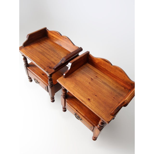 Vintage Colonial Revival End Tables Pair For Sale - Image 12 of 15