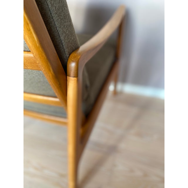Model Fd-109 Lounge Chair attributed to Ole Wanscher for France & Søn., 1960s For Sale - Image 6 of 18