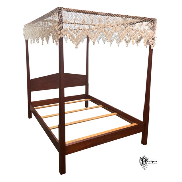 American Vintage Traditional Chippendale Style Solid Mahogany Queen Size Four Poster Pencil Canopy Bed For Sale - Image 3 of 11
