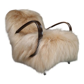 Art Deco Lounge Chair in Icelandic Sheepskin and Bentwood from Jindřich Halabala, 1940s For Sale