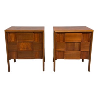 Edmond J. Spence, Sculptural Nightstands, Walnut, Sweden, 1950s For Sale