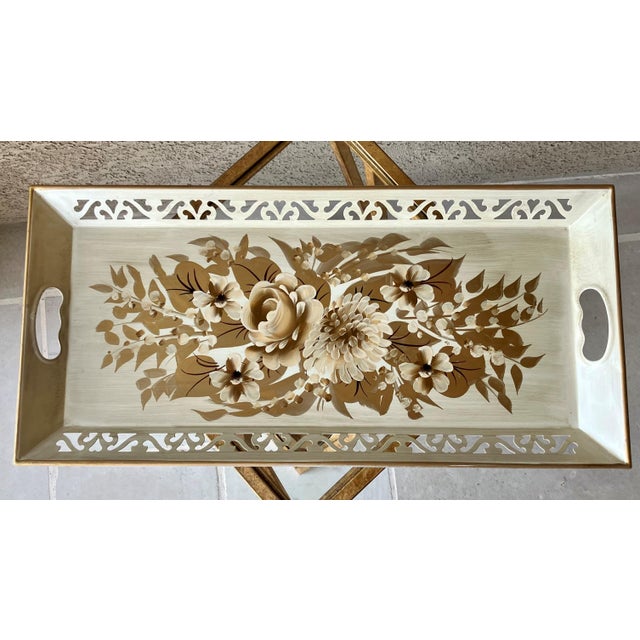 Mid 20th-Century Elegant & Nicely-Sized Reticulated Border Tôleware Two-Handled Tray For Sale - Image 9 of 12