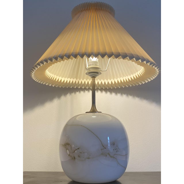 Mid-Century Modern Sakura Table Lamp with Le Klint Cream Shade by Michael Bang for Holmegaard, Denmark, 1980s For Sale - Image 3 of 14