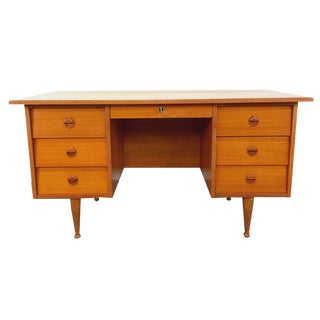 Vintage Scandinavian Style Desk in Teak, 1960s For Sale